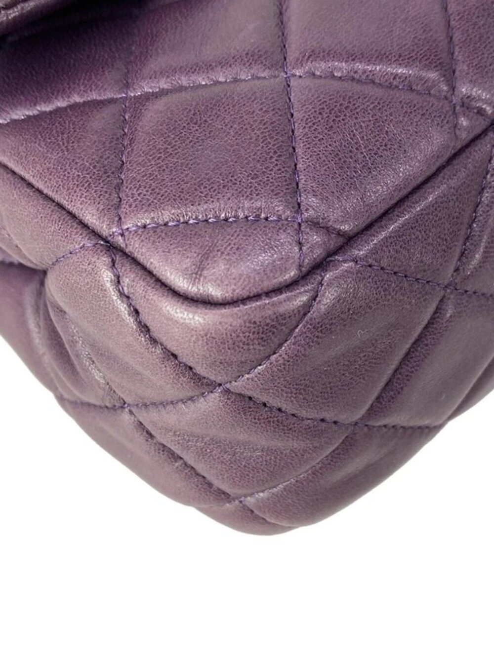 CHANEL Double Flap Matelasse A01112 Purple Lambskin Shoulder Bag - Picture 6 of 16